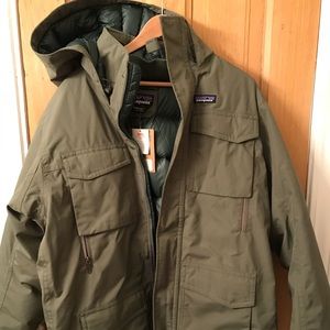 Patagonia Men’s Thunder Cloud Down Parka
